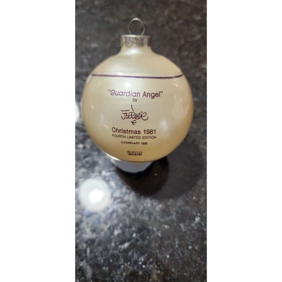 Vintage 1981 Schmid Christmas Ball Ornament Guardian Angel Ferrandiz - Picture 3 of 6